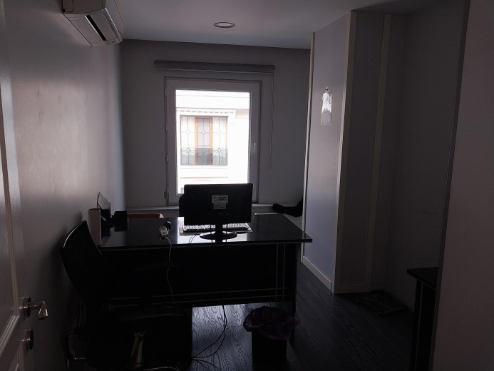 İstanbul Esenyurt 224 M2 3+1 Ofis — foto 8
