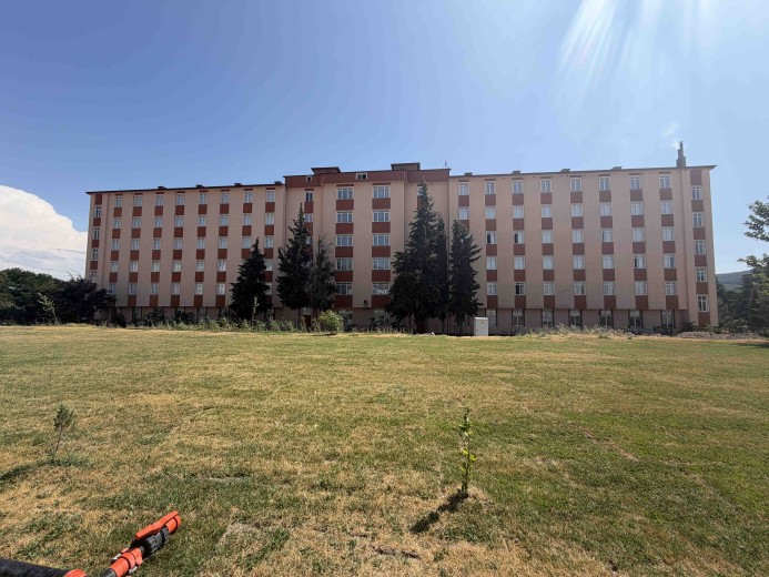 Isparta Keçiborlu 8840.00 M2 + Turistik İşletme