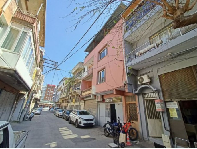 İzmir Karabağlar 290.00 M2  Bina — foto 4