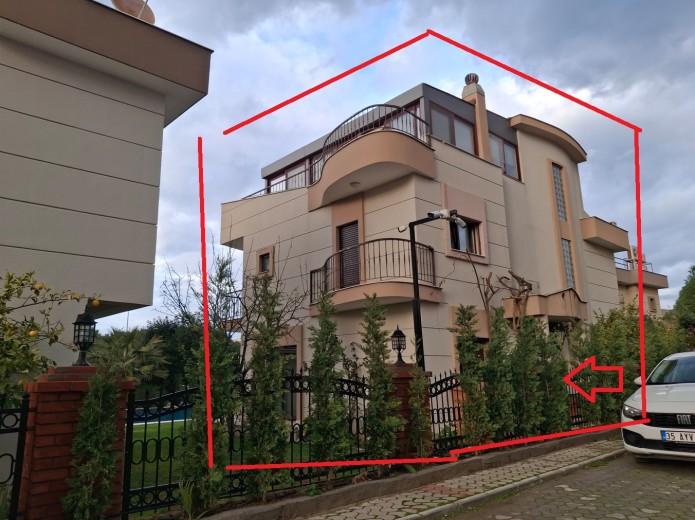 İzmir Güzelbahçe 221.00 M2 4+1 Apartman Dairesi — foto 2