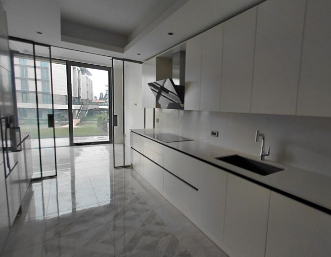 İstanbul Tuzla 338.00 M2 5+1 Mesken — foto 13