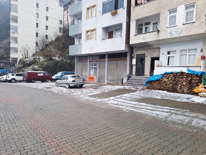 Artvin Borçka 55.00 M2 Dükkan & Mağaza — foto 2