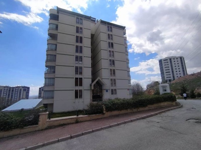 Elazığ Merkez 240 M2 4+1 Satılık Apartman Dairesi — foto 2