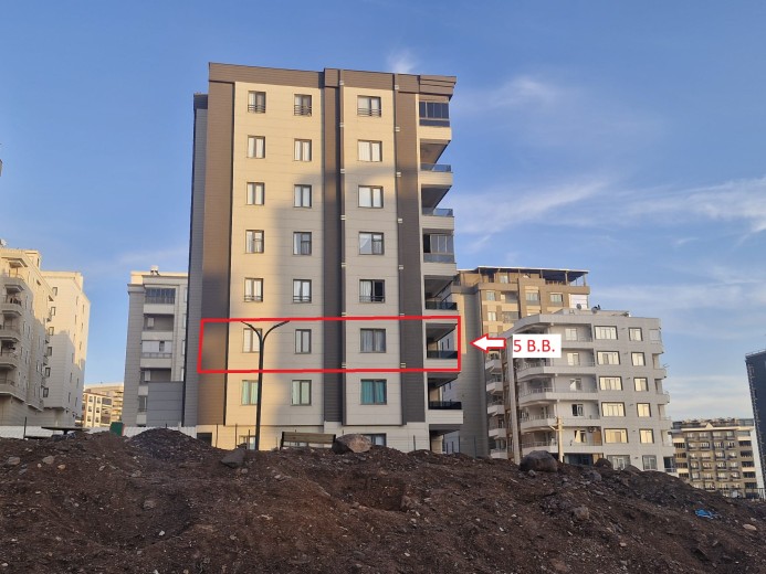 Şanlıurfa Karaköprü 185.00 M2 3+1 Apartman Dairesi — foto 4
