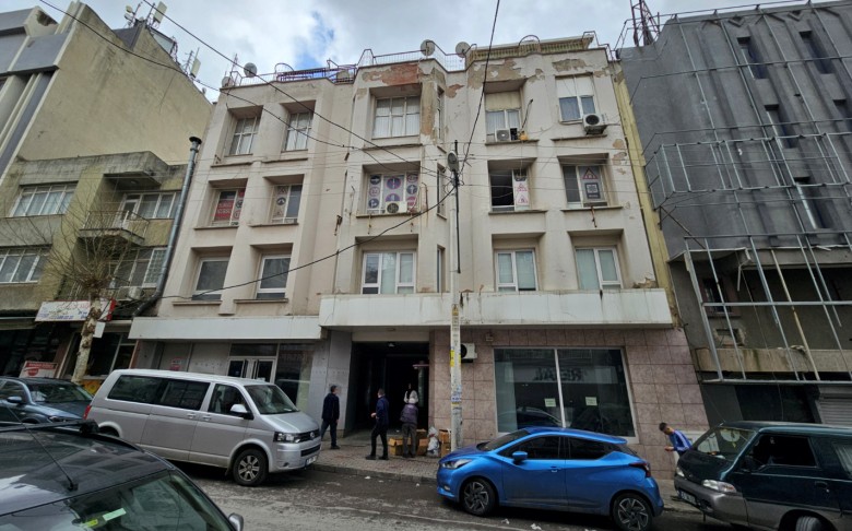 İzmir Konak 268. M2 + Dükkan & Mağaza
