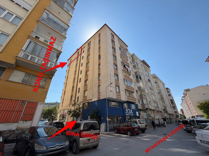 Kütahya Merkez 145 M2 5+1 Apartman Dairesi