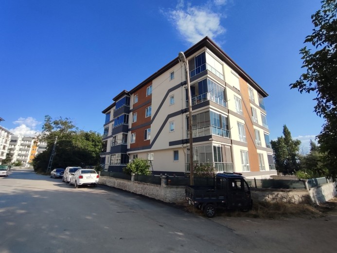 Amasya Suluova 121.00 M2 3+1 Apartman Dairesi — foto 5