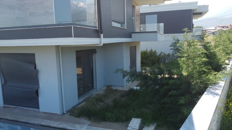 Denizli Merkezefendi 435 M2 4+1 Villa — foto 5