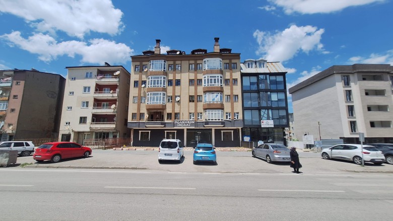 Erzurum Yakutiye 155 M2 3+1 Mesken — foto 3