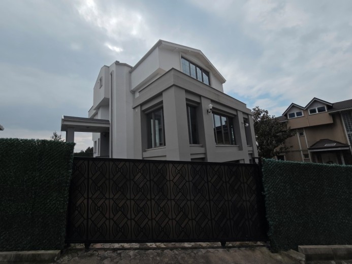 Bursa Mudanya 284 M2 4+1 Villa — foto 5