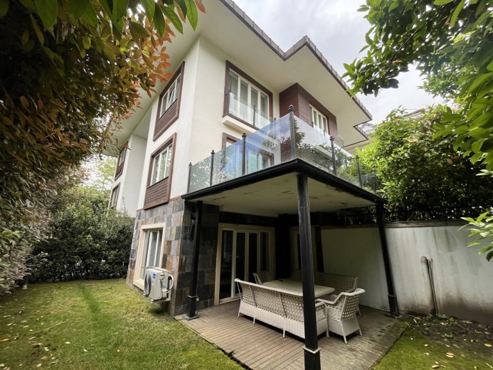 İstanbul Çekmeköy 333 M2 5+1 Villa — foto 6