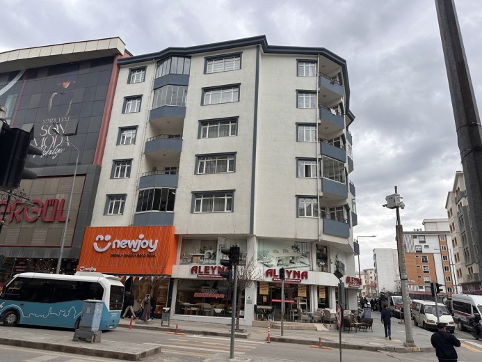 Van İpekyolu 153 M2 3+1 Mesken — foto 2