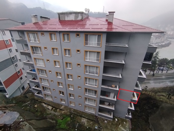 Artvin Borçka 127.00 M2 3+1 Apartman Dairesi — foto 3