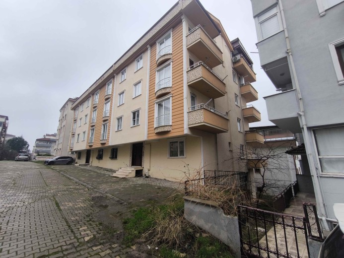 Yalova Çınarcık 76.00 M2 2+1 Apartman Dairesi — foto 7