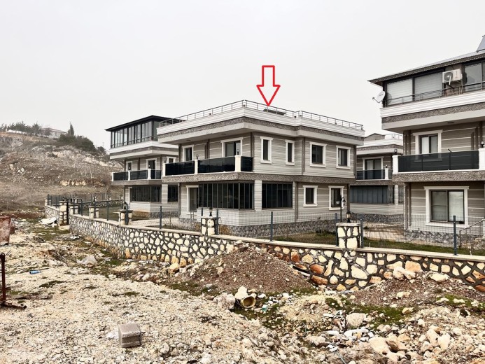 Mersin Toroslar 207 M2 4+1 Mesken — foto 3