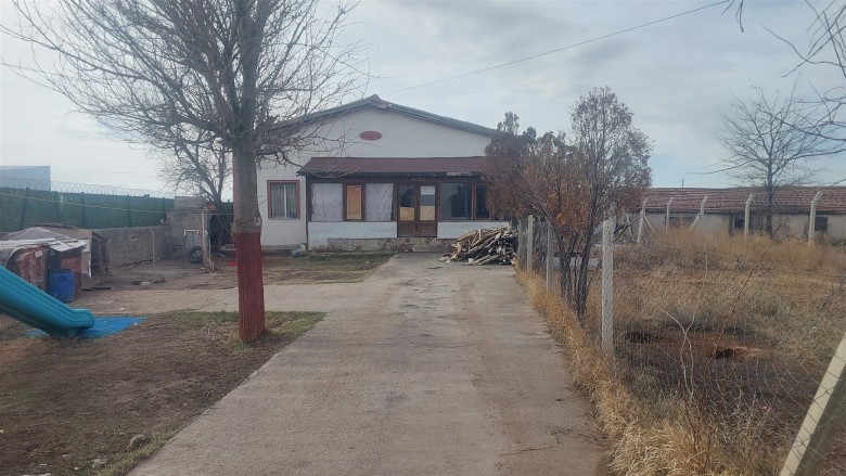 Aksaray Merkez 745 M2 Arsa Ve 130 M2 Konut — foto 5