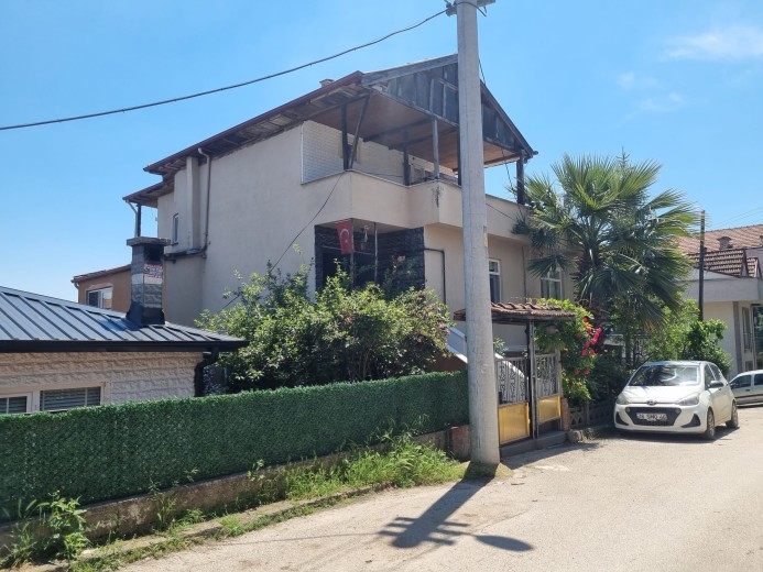 Sakarya Serdivan 340 M2 6+2 Müstakil Ev