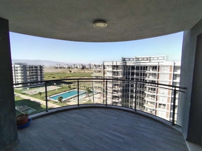 Aydın Efeler Satılık  220 M2 4+1 Apartman Dairesi — foto 8