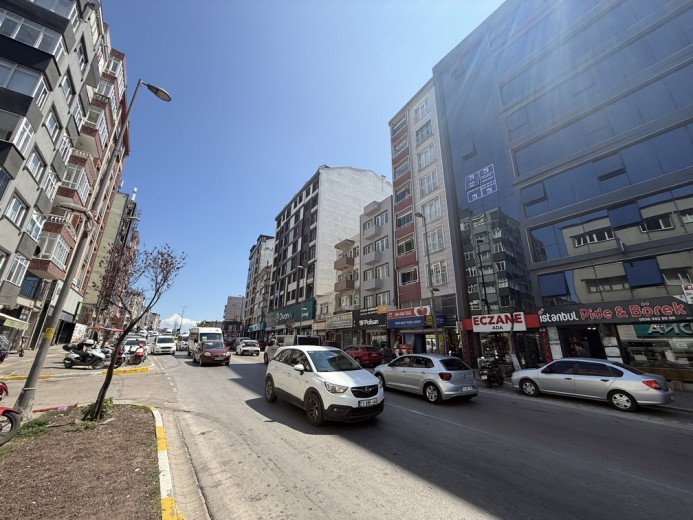 Balıkesir Bandırma 57 M2 1+1 Apartman Dairesi — foto 3