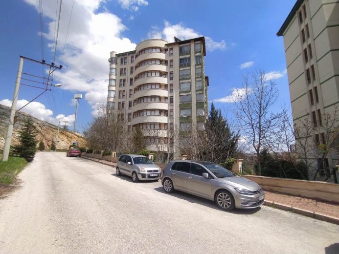 Elazığ Merkez 240 M2 4+1 Satılık Apartman Dairesi — foto 5