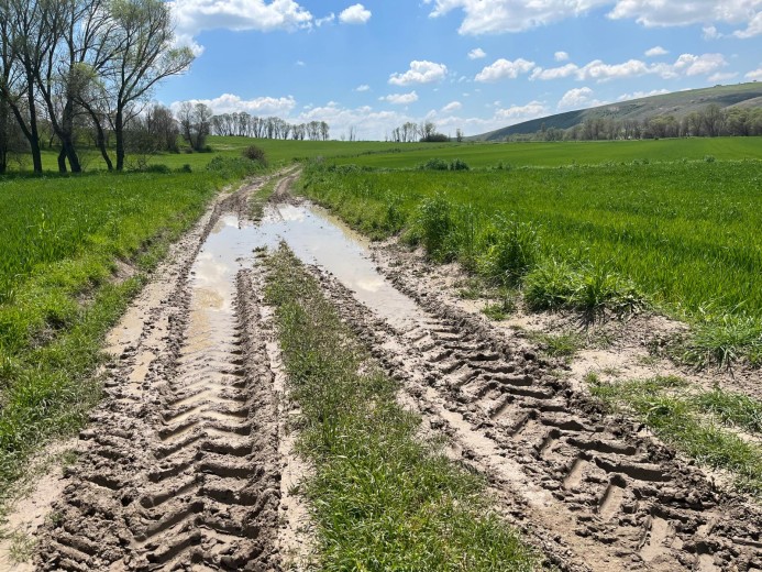Yozgat Sarıkaya 24039.19 M2 + Tarla — foto 4