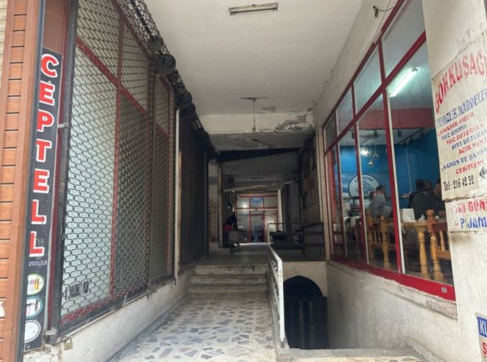 Şanlıurfa Eyyübiye 45.00 M2 2+1 Ofis — foto 7