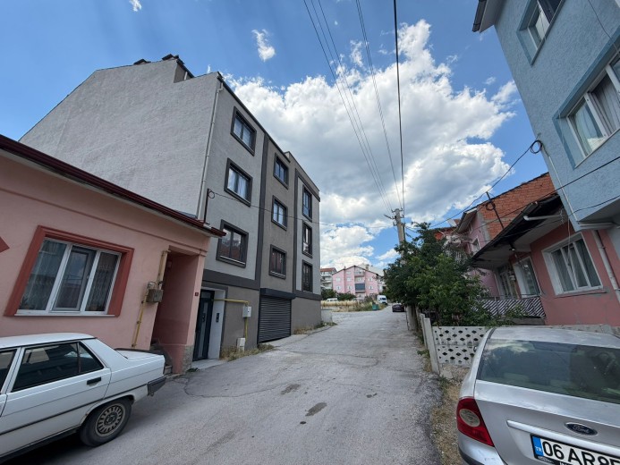 Kütahya Tavşanlı 160.00 M2 4+1 Apartman Dairesi — foto 2