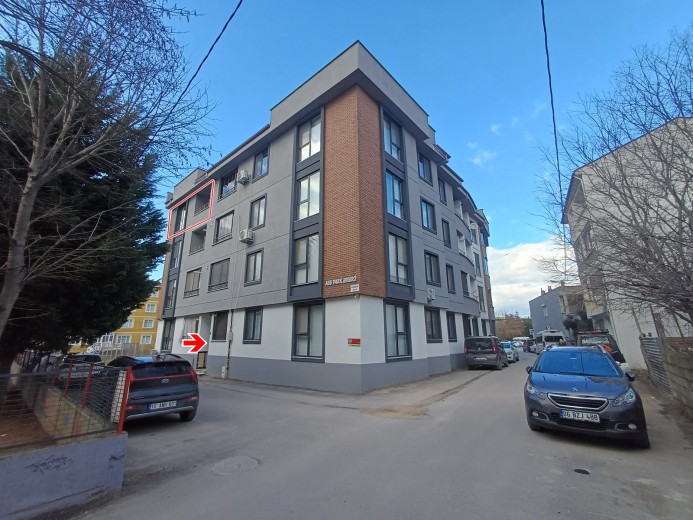 Balıkesir Gönen 199.00 M2 6+2 Apartman Dairesi