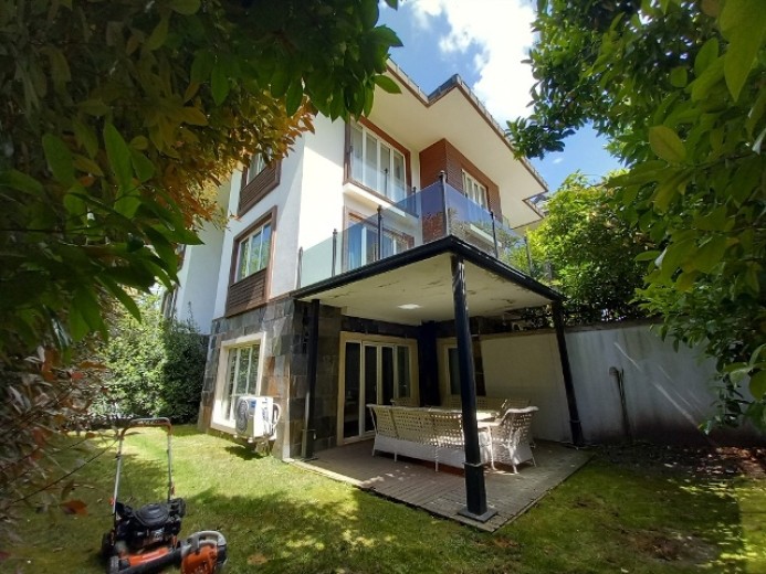 İstanbul Çekmeköy 333 M2 5+1 Villa — foto 15