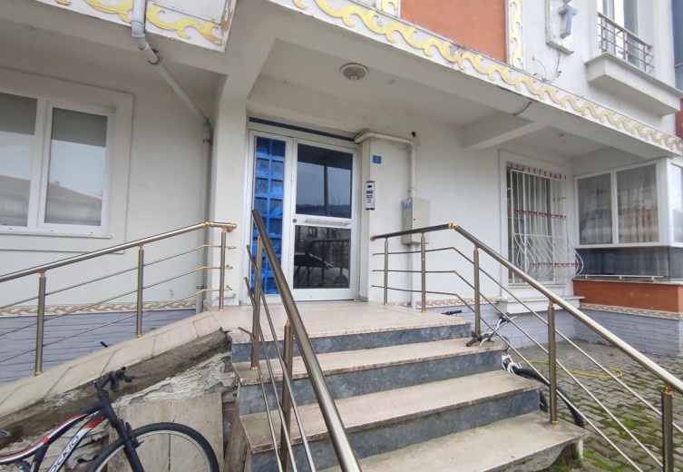 Düzce Cumayeri 135.00 M2 3+1 Apartman Dairesi — foto 3