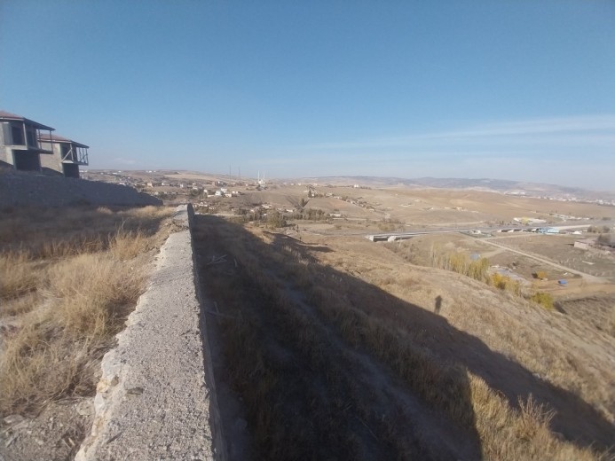 Ankara Mamak 392,54 M2  Muhtelif Arsa