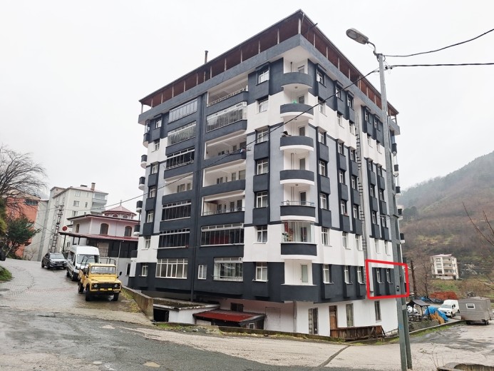 Artvin Borçka 125.00 M2 3+1 Apartman Dairesi