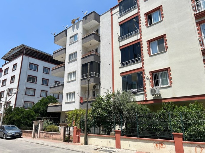Mersin Akdeniz 127 M2 3+1 Apartman Dairesi — foto 4