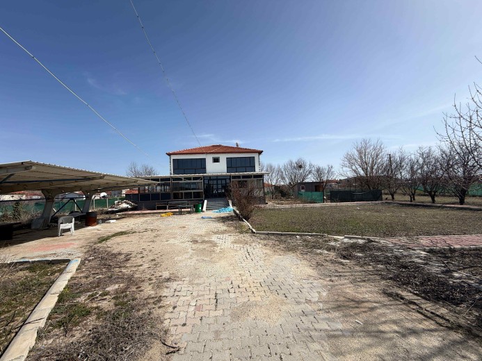 Uşak Merkez 1991m2 Muhtelif Arsa — foto 5