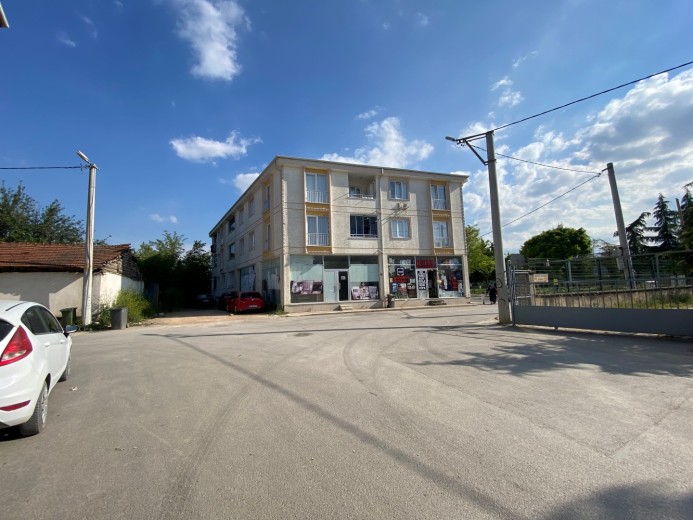 Bursa İnegöl Satılık 94 M2 Dükkan — foto 3