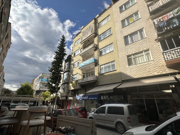 Amasya Merkez Satılık 32m2 + 20m2 =52m2 Dükkan & Mağaza