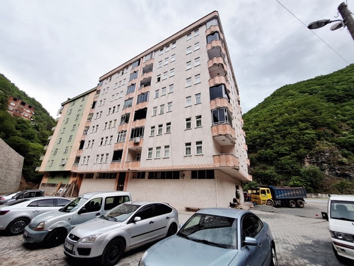 Artvin Borçka 115.00 M2 3+1 Apartman Dairesi — foto 2