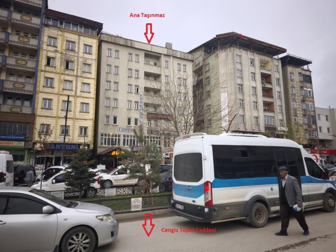 Hakkari Yüksekova 108 M2 2+1 Apartman Dairesi — foto 2