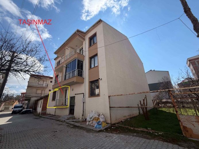 Uşak Banaz 94.00 M2 2+1 Apartman Dairesi