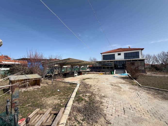 Uşak Merkez 1991m2 Muhtelif Arsa — foto 7