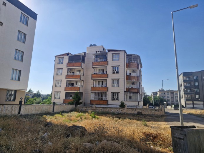 Şanlıurfa Siverek 150m2 4+1 Apartman Dairesi — foto 3