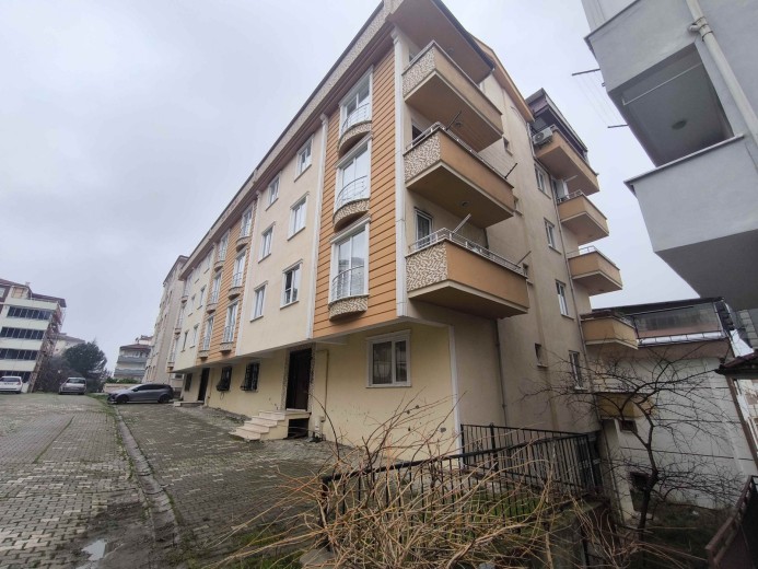 Yalova Çınarcık 76.00 M2 2+1 Apartman Dairesi — foto 3