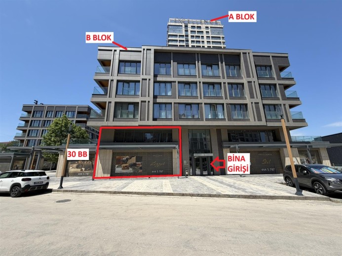 İstanbul Kadıköy 132 M2  Dükkan & Mağaza