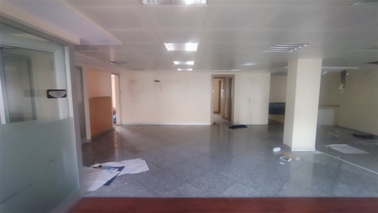 Antalya Kemer 502 M2 Dükkan & Mağaza — foto 6