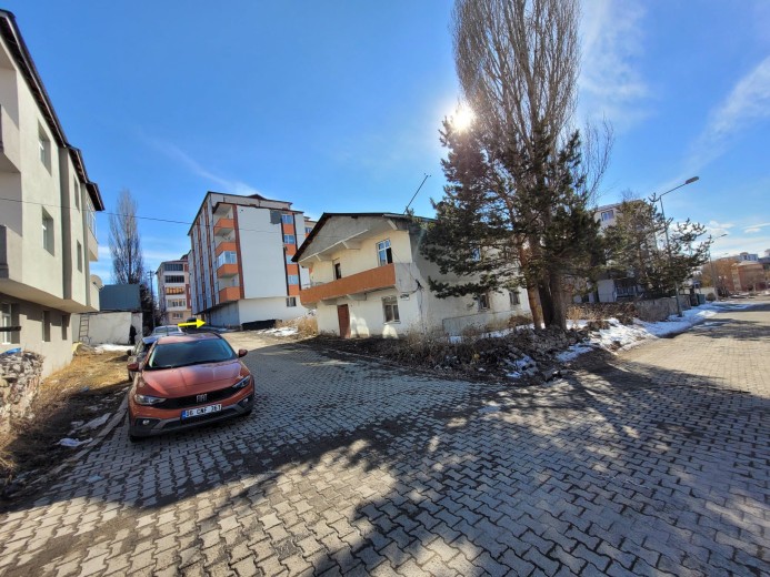 Ardahan Merkez 194.00 M2 3+2 Apartman Dairesi — foto 5
