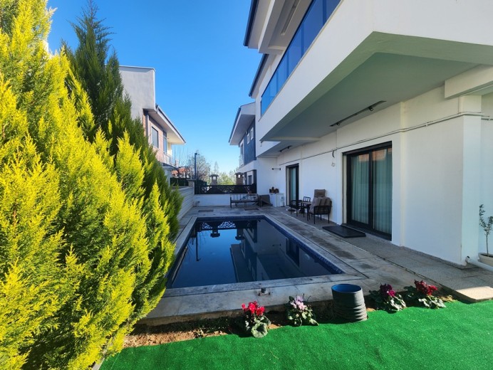 Denizli Merkezefendi 254.00 M2 3+1 Villa — foto 2