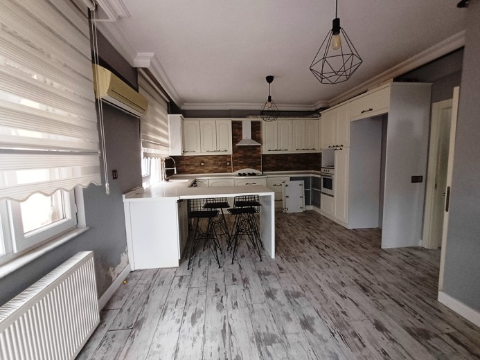 Antalya Konyaaltı 131.00 M2 4+1 Apartman Dairesi — foto 7