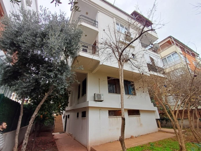 Antalya Konyaaltı 131.00 M2 4+1 Apartman Dairesi — foto 4