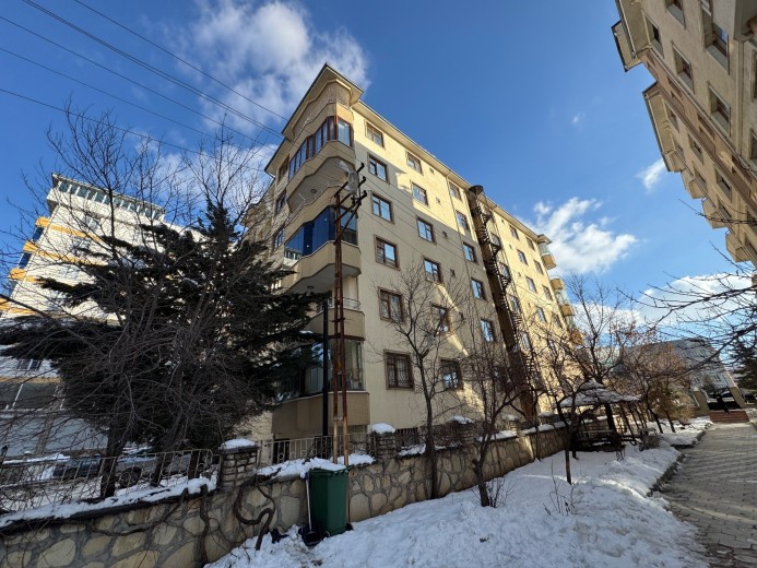 Van İpekyolu 216.00 M2 4+1 Apartman Dairesi — foto 2