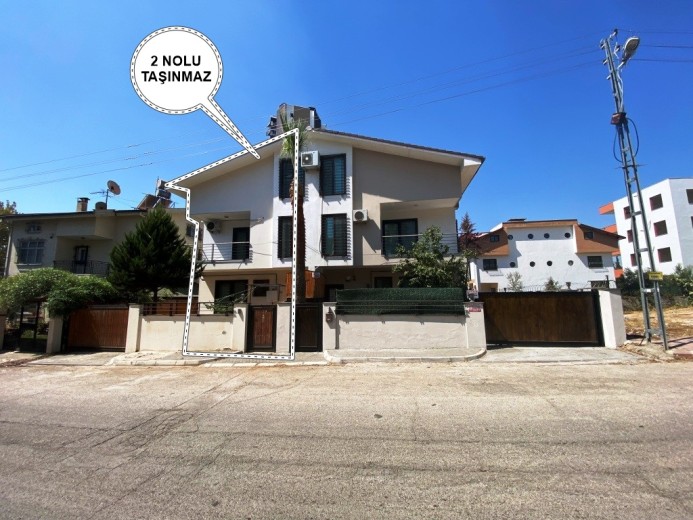 Adana Çukurova 222 M2 5+1 Müstakil Ev — foto 4